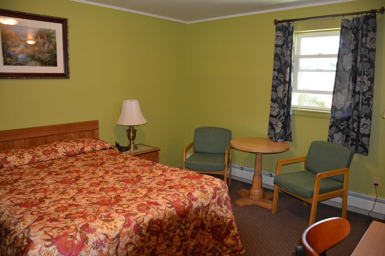 The Village Motel Richfield Springs Extérieur photo