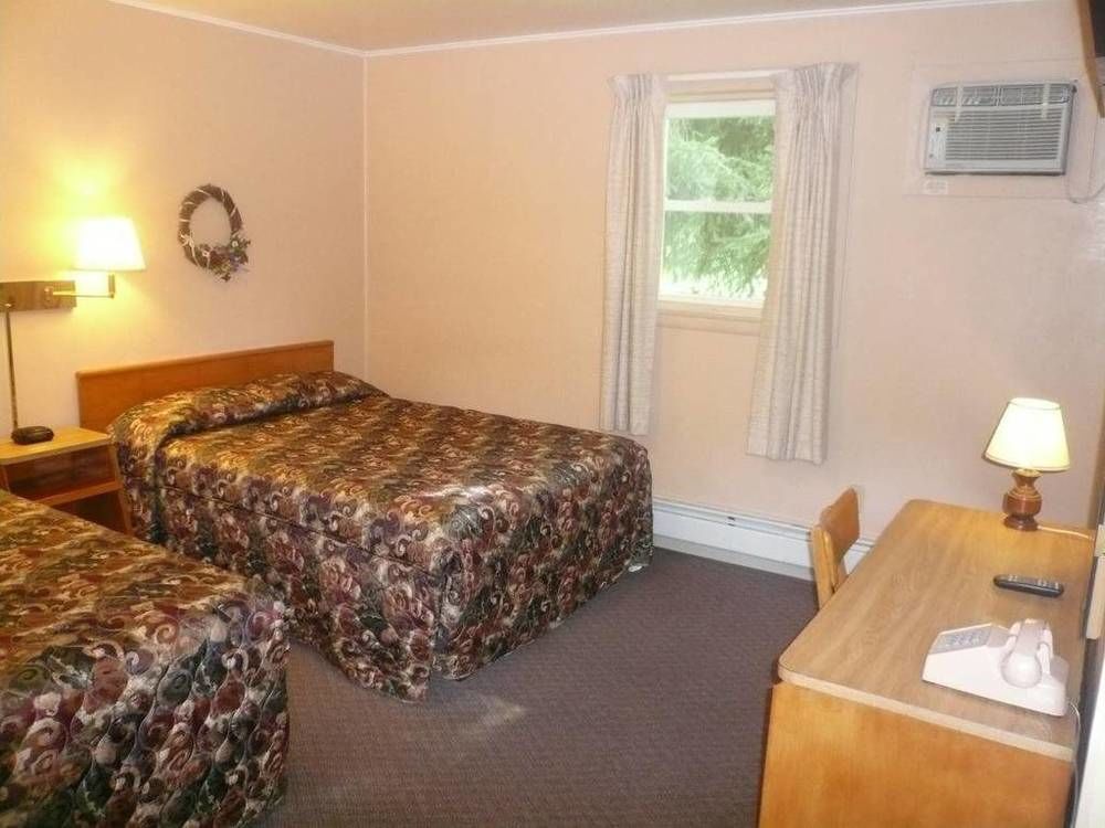 The Village Motel Richfield Springs Extérieur photo