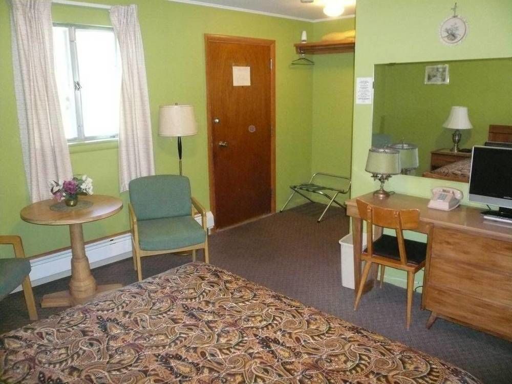 The Village Motel Richfield Springs Extérieur photo